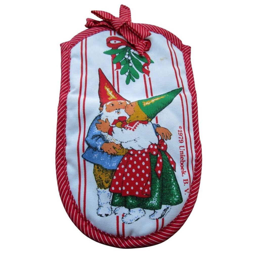 Gnomes Kissing Under Mistletoe Vintage 1979 Unieboek B.V. Holiday Oven Mitt GUC
